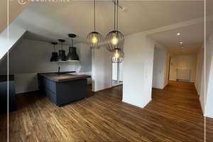 Wohnen über den Dächern Stuttgarts – Exklusive Turmwohnung mit Weitblick