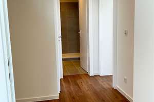 Frisch modernisiertes Wohnglück: 3 Zimmer mit Rundum-Balkon + modernes Bad mit Dusche + Aufzug – Krohstraße 4, 50968 Bayenthal, Köln – Vorschaubild 12