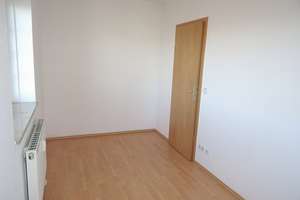 Hübsche kleine Whg im Heimgarten, mit schickem Duschbad und S/O-Balkon - Gepflegte, ruhige Lage – Heimgarten 69, 9127 Gablenz, Chemnitz – Vorschaubild 19