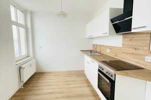 Komfortable 3-Zimmer-Wohnung mit hochwertiger Einbauküche – Halberstädter Str. 73, 39112 Magdeburg – Vorschaubild 1