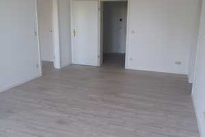 Schöne Zweiraum-Wohnung mit Balkon, Aufzug und TG-Platz – Magdeburg – Vorschaubild 10