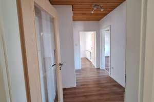 Großzügiges Wohnhaus mit flexiblen Nutzungsmöglichkeiten – Wohnen nach Ihren Vorstellungen – Die vollständige Adresse der Immobilie erhältst du vom Anbieter., 91171 Greding – Vorschaubild 20