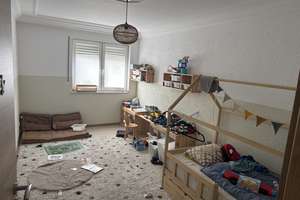 Vollständig renovierte 4,5-Zimmer-Wohnung mit Balkon in Duisburg – Die vollständige Adresse der Immobilie erhältst du vom Anbieter., 47139 Beeck, Duisburg – Vorschaubild 4