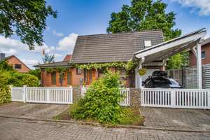 Traumhaftes Einfamilienhaus mit Galerie, Garage und Carport in bester Lage von Hude – Die vollständige Adresse der Immobilie erhältst du vom Anbieter., 27798 Hude (Oldenburg) – Vorschaubild 2