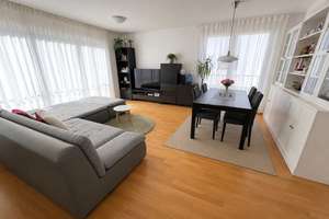 Helle 4-Zimmer-Wohnung mit Balkon in Stuttgart