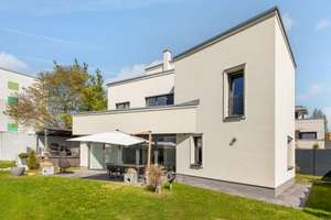 Penthouse-Gefühl im eigenen Haus – moderne Designvilla mit Dachterrassen und Wärmepumpe – Die vollständige Adresse der Immobilie erhältst du vom Anbieter., 13053 Alt-Hohenschönhausen, Berlin – Vorschaubild 24