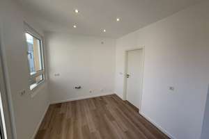 Großzügige 2-Zimmer-Wohnung mit Balkon - Erstbezug nach Renovierung – Mündelheimer Straße 21, 47259 Huckingen, Duisburg – Vorschaubild 6