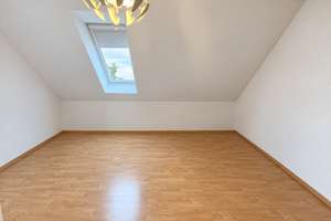 Geräumige 4 Zimmer-Wohnung mit Balkon – 65207 Igstadt, Wiesbaden – Vorschaubild 2