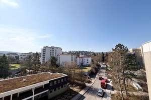 Wohnen mit Fernsicht 
Helle 3,0-Zimmer-Wohnung in Stuttgart-Botnang – Die vollständige Adresse der Immobilie erhältst du vom Anbieter., 70195 Botnang-Nord, Stuttgart – Vorschaubild 10