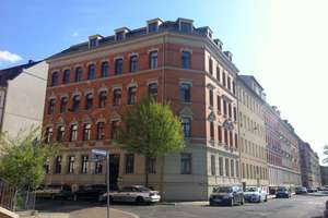 Attraktive Dachgeschosswohnung mit offenem Wohnkonzept und zwei Loggien