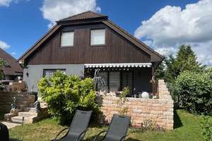 Freistehendes Einfamilienhaus mit Garten – Die vollständige Adresse der Immobilie erhältst du vom Anbieter., 15366 Hoppegarten – Vorschaubild 1