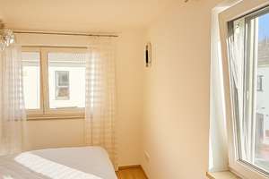 Modernes Zuhause mit Stil – Hochwertige Doppelhaushälfte in ruhiger Lage von Schongau – Die vollständige Adresse der Immobilie erhältst du vom Anbieter., 86956 Schongau – Vorschaubild 29