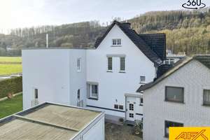 Modernes EFH mit Garten in ruhiger Lage von Müschede! – Die vollständige Adresse der Immobilie erhältst du vom Anbieter., 59757 Arnsberg – Vorschaubild 1