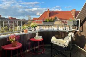 Tauschwohnung: Sonnige 2 Zimmer mit Balkon in Kreuzkölln gg mind 3 Zimmer
