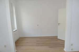 Ab sofort zu haben: Gemütliche 1-Zimmer-Wohnung mit Balkon (Hofseite), separater Küche und Badewanne – Langer Weg 53, 39112 Sudenburg, Magdeburg – Vorschaubild 13