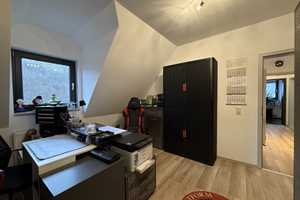 NEU: Top saniertes Ein- bis Zweifamilienhaus mit viel Platz und einer schönen Terrasse in Altena!!! – Märkischer Kreis – Vorschaubild 23