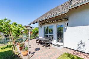 Modernes Niedrigenergie-Haus mit Einliegerwohnung und Nebengebäuden in Hamburg-Neuland! – Die vollständige Adresse der Immobilie erhältst du vom Anbieter., 21079 Neuland, Hamburg – Vorschaubild 10