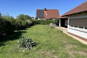 Traumhaft schönes Wohnen mit der Natur als Nachbarn... gepflegter Walmdachbungalow mit Garage auf 1 – Die vollständige Adresse der Immobilie erhältst du vom Anbieter., 96106 Ebern – Vorschaubild 10