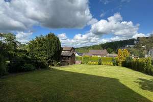 Drei-Familienhaus mit wunderschönem Gartenbereich in Ennepetal Stadtteil Oberbauer zu verkaufen