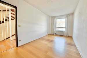 Direkt am Rhein: Das perfekte Haus für die junge Familie! – Seidenweg 13, 40593 Düsseldorf – Vorschaubild 22