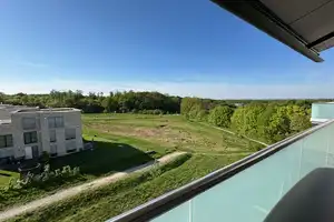 Wünderschön und neuwertig! 3 Zimmer Wohnung inkl. EBK, großem Balkon und 2 TG-Stellplätze – Kamillenweg 3, 38446 Wolfsburg – Vorschaubild 4