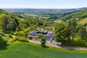 Alleinlage mit Panoramablick! Luxuriöse Architektenvilla mit Schwimmhalle und 7.847 m² Grundstück – Die vollständige Adresse der Immobilie erhältst du vom Anbieter., 91338 Igensdorf – Vorschaubild 8
