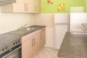 2-Zimmer-Wohnung bequem mit EINBAUKÜCHE – Am Stadtpark 10, 9120 Helbersdorf, Chemnitz – Vorschaubild 1