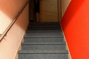 Hinterhof -  Wohn- und Geschäftshaus in Nürnberg – Viel Platz  Vielseitige Nutzungsmöglichkeiten! – Die vollständige Adresse der Immobilie erhältst du vom Anbieter., 90443 Steinbühl, Nürnberg – Vorschaubild 28