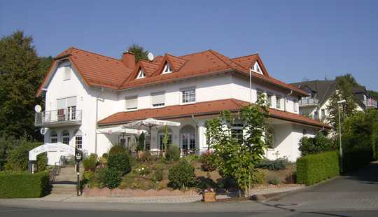 Bild von 3 Wohnungen, Restaurant mit Biergarten und Terrasse und 1320qm Grundstück