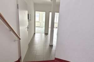 Freie 4-Zi.-Maisonette-Whg. mal anders, Essen-Küche-Wohnen im DG, 2 TL-Bäder, Einzelgarage – Die vollständige Adresse der Immobilie erhältst du vom Anbieter., 70469 Feuerbach-Mitte, Stuttgart – Vorschaubild 17