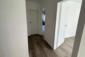 Renovierte Drei-Zimmer-Wohnung in Heerdt – Ardennenstraße 24, 40549 Heerdt, Düsseldorf – Vorschaubild 5