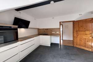 Außergewöhnliche Maisonettewohnung auf 159 qm im historischen Gutshof in Düsseldorf-Hubbelrath – Die vollständige Adresse der Immobilie erhältst du vom Anbieter., 40629 Hubbelrath, Düsseldorf – Vorschaubild 6
