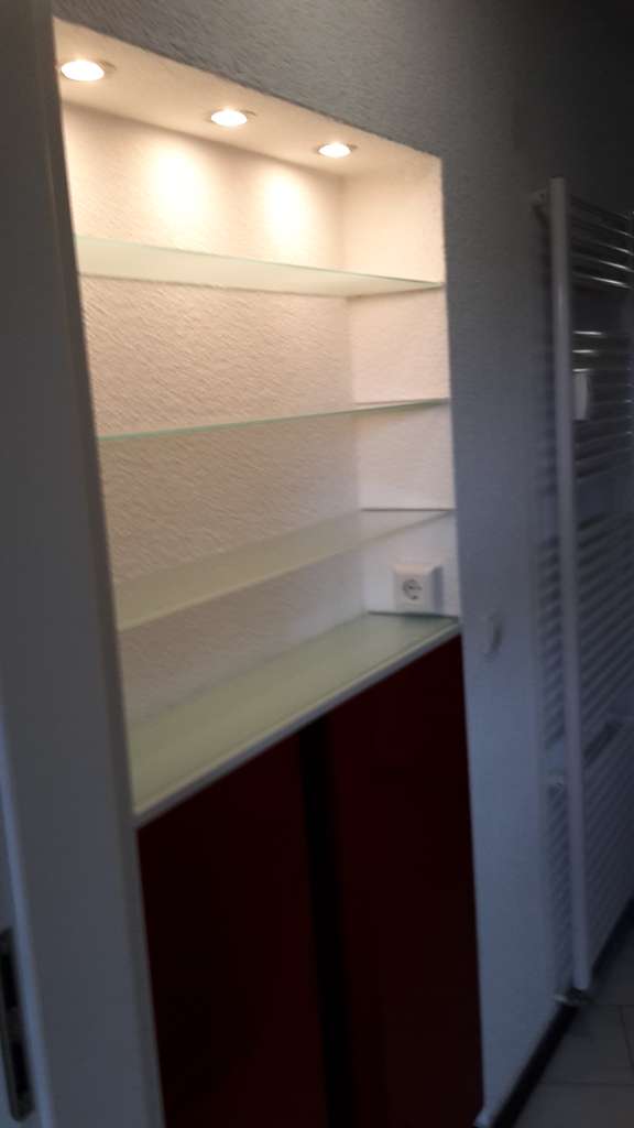 Immobilie in Aichelberg - Terrassenwohnung,  78qm, EBK, Garten, 2 Stellplätze, Abstell-Gartenhaus, Aussichtslage, renoviert - Bild 1