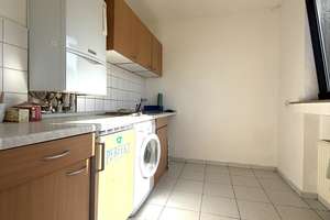 ++ HELLES APPARTEMENT MIT KÜCHE UND GRÜNBLICK ++ – Remscheider Str. 20, 42659 Solingen-Mitte, Solingen – Vorschaubild 3