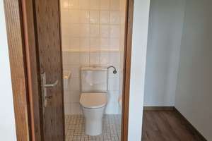 Helle neu renovierte 2-Zimmer Wohnung mit Balkon und TG-Stellplatz in Karlsruhe-Neureut – Die vollständige Adresse der Immobilie erhältst du vom Anbieter., 76149 Neureut, Karlsruhe – Vorschaubild 16