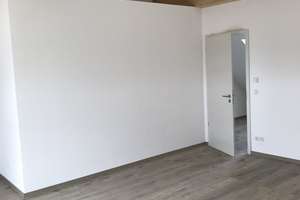 Modernes großzügiges Reihenmittelhaus mit Garten, Carport und Außenstellplatz – Hörenzhauser Straße 2a, 85386 Eching – Vorschaubild 19