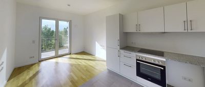 Urban Living am Gleisdreieck: Moderne 2-Zimmer-Wohnung mit Balkon