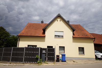 Wohnhaus mit viel Platz und Gestaltungsspielraum