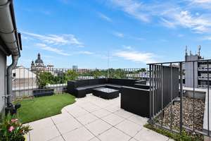 Prima Penthouse-/Maisonette mit Dachterrasse und Stellplatz