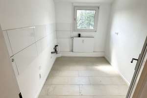 3-4 Zimmer Wohnung Top saniert  ( inkl. Jugendzimmer oder Büro) – Pfarrer-Jekel 16, 51381 Quettingen, Leverkusen – Vorschaubild 8