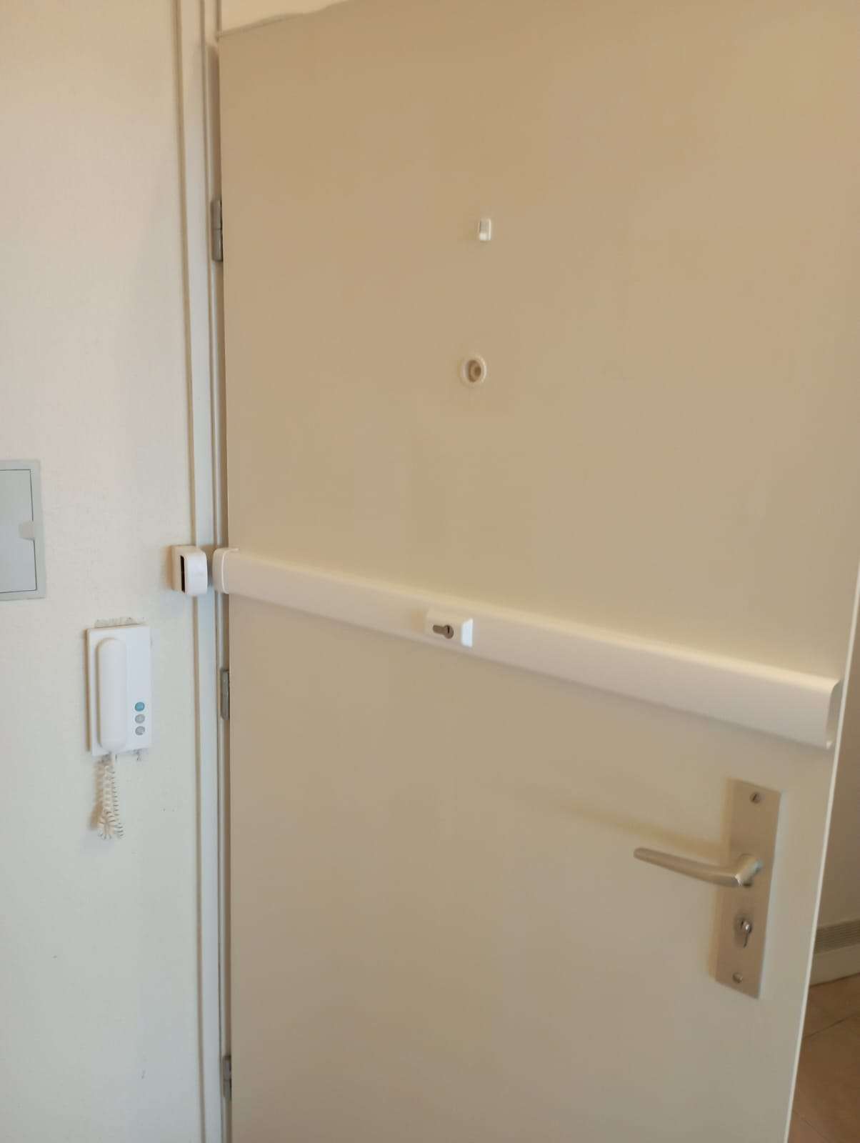 1-Zimmer Wohnung im 7. OG in Offenbach Stadtmitte (renovierungsbedürftig), Offenbach am Main – Bild 3