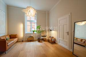Altbauperle - frisch saniert von 1890 mit eigenem Garten – 2 Zimmer, 101 m² – Die vollständige Adresse der Immobilie erhältst du vom Anbieter., 65195 Nordost, Wiesbaden – Vorschaubild 2