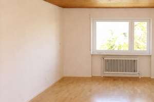 Wohnen im Grünen und doch stadtnah – großzügiges Haus in Tuttlingen – Die vollständige Adresse der Immobilie erhältst du vom Anbieter., 78532 Tuttlingen – Vorschaubild 3