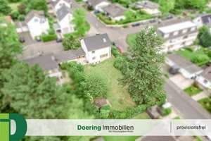 Einfamilienhaus mit Garten und angrenzendem Baugrundstück in Bonn-Niederholtorf