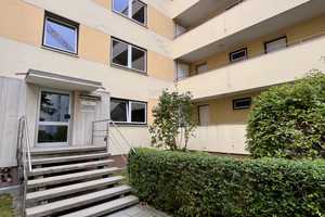 Vollständig modernisierte 1-Zimmer-Wohnung mit Balkon und Einbauküche in München Untergiesing – München – Vorschaubild 1