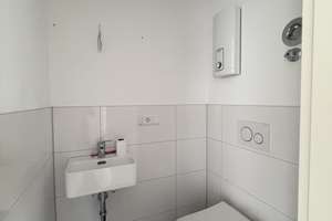 Helle, großzügige 4 Zimmer-Wohnung mit  Gäste-WC – Am Badezentrum 154, 47800 Bockum, Krefeld – Vorschaubild 5