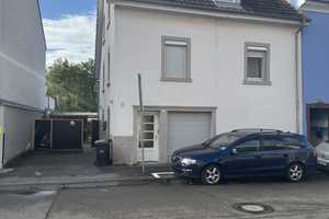 Wohnen, Arbeiten, Vermieten – Vielseitiges Mehrfamilienhaus in Emmendingen – Emmendingen (Kreis) – Vorschaubild 1