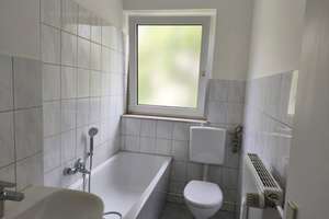 Kurzfristiger Bezug möglich: Gut geschnittene 3-Zimmer-Wohnung  - "Freie Scholle eG" – Siebenbürger Str. 11, 33609 Heepen, Bielefeld – Vorschaubild 2