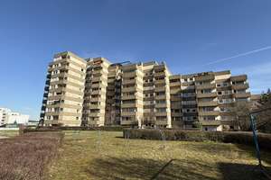 Schicke Dachgeschosswohnung mit großer Sonnenterrasse in Stuttgart-Botnang – Die vollständige Adresse der Immobilie erhältst du vom Anbieter., 70195 Botnang-Nord, Stuttgart – Vorschaubild 20