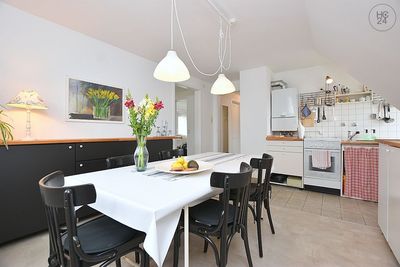 Möblierte 2-Zimmer Wohnung in schöner Wohnlage in Böblingen